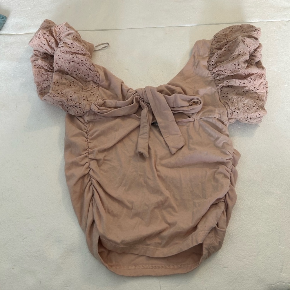 Express square neck eyelet puff sleeve tie back crop top peach light pink - Picture 9 of 12